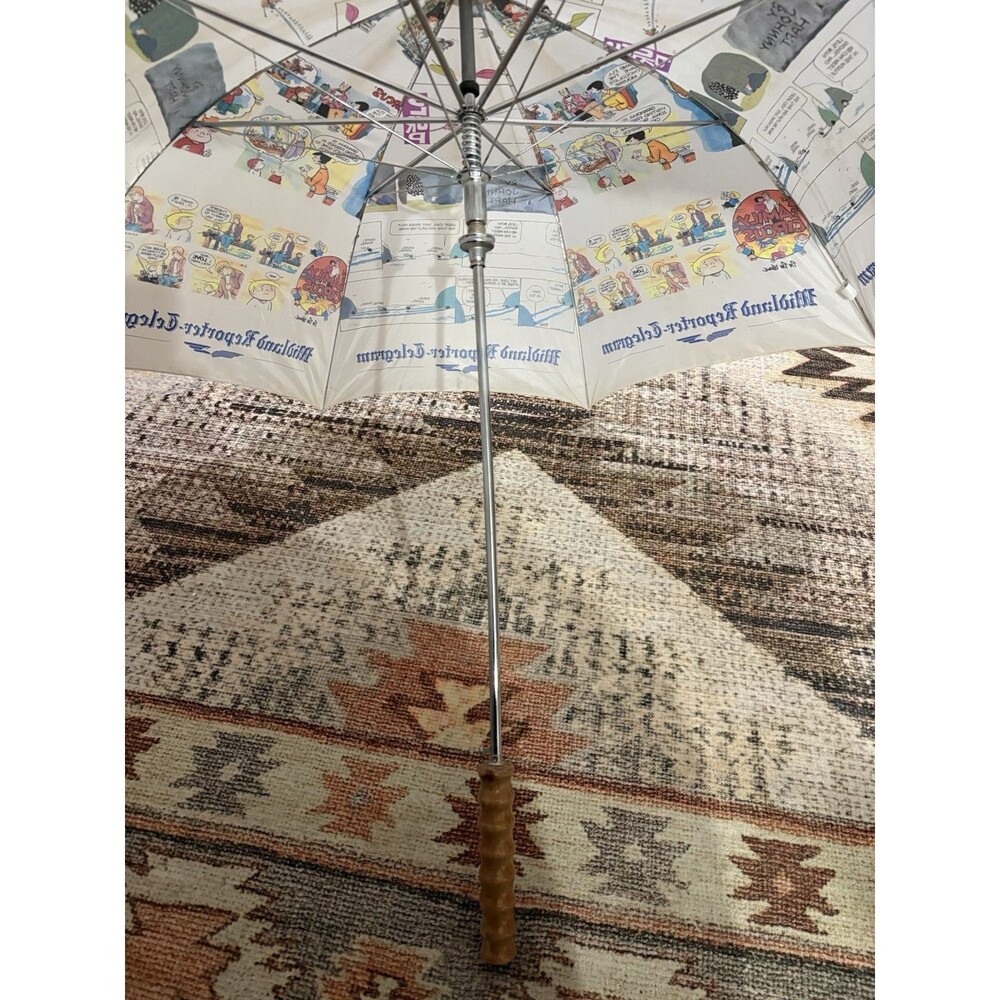 2 Vintage Umbrellas Newspaper Umbrella Cartoon Comic Strip Print Wood Handle - Picture 5 of 9